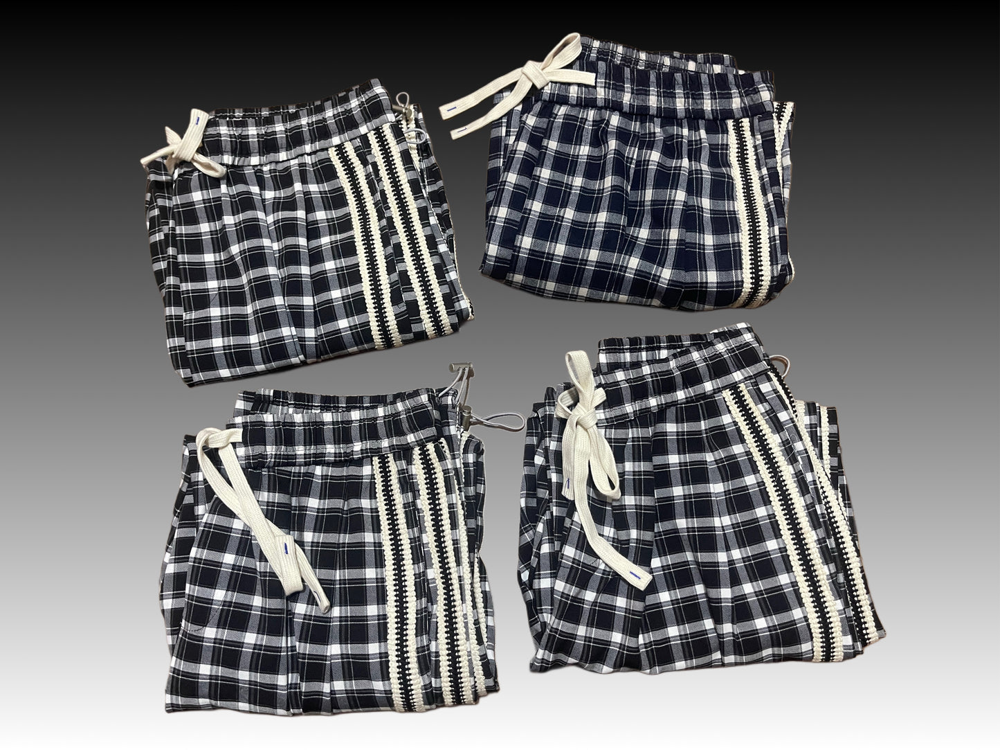 Trousers baggy